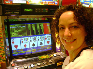 Annie's first-ever aces kicker, note the credit meter...
